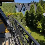 Guest house U Ani
