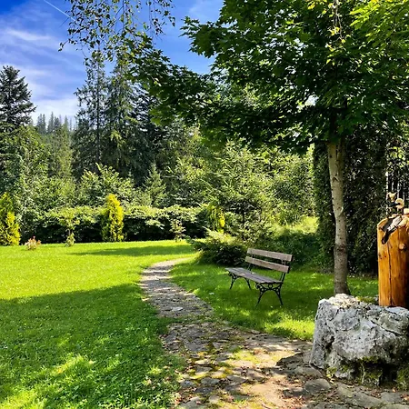 U Ani בית הארחה זקופאנה